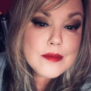 Meet your Posher, Connie